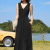 Women's 2025 Summer Dress Vacation V Neck Sleeveless Midi Dress Tiered Tank Swing Sundress with Pockets